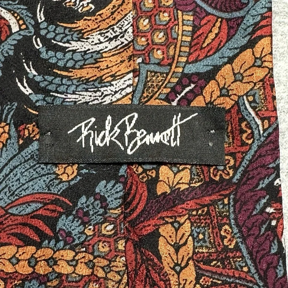Vintage Rick Bennett Tie 100%‎ Silk Orange Abstract Floral Tropical Pattern USA